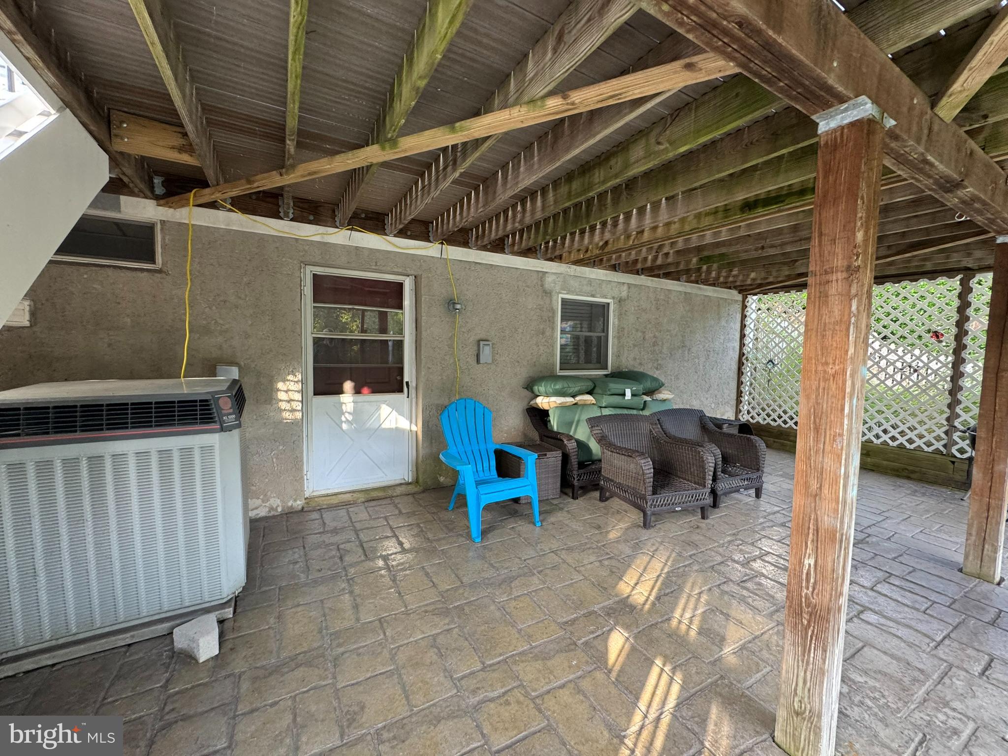 PINEDALE WOODS - Residential