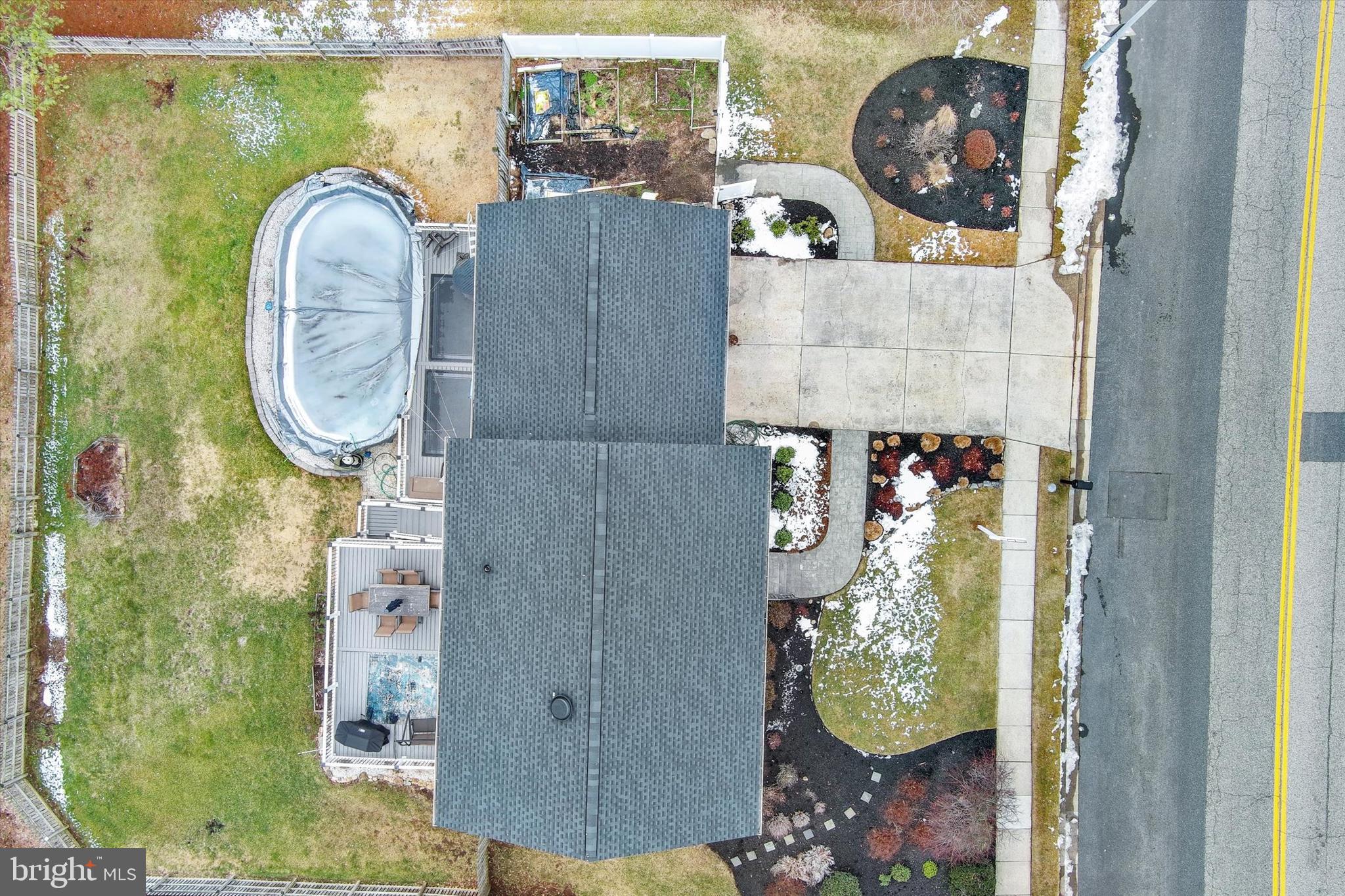 PINEDALE WOODS - Residential