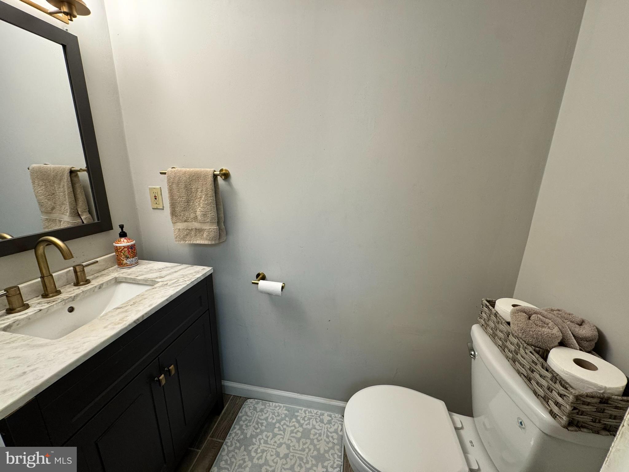 PINEDALE WOODS - Residential