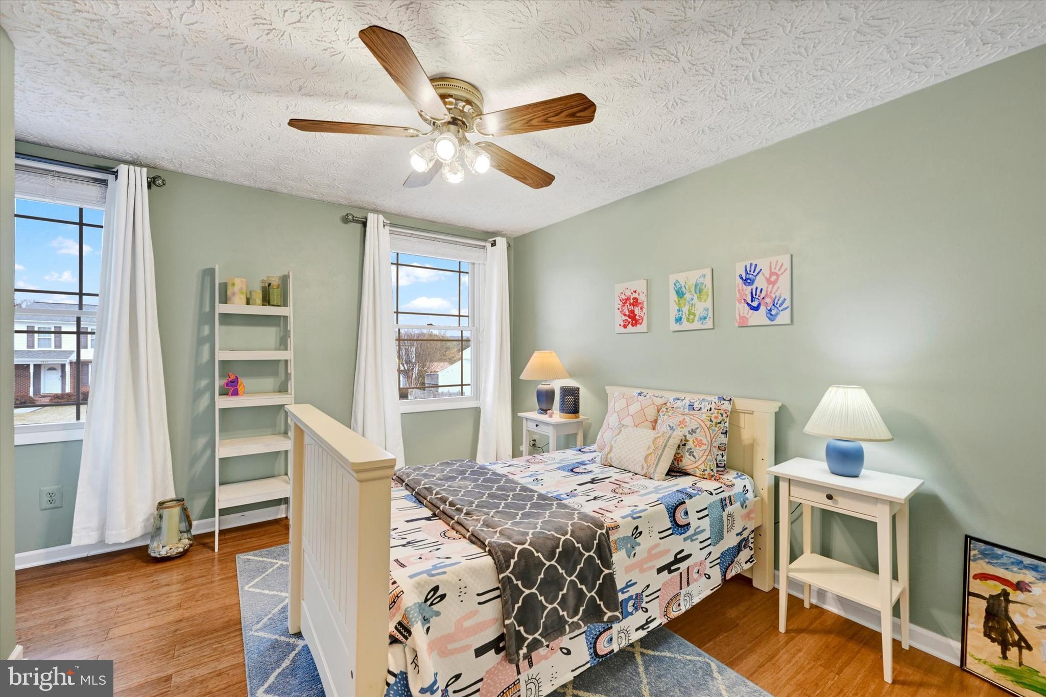 PINEDALE WOODS - Residential