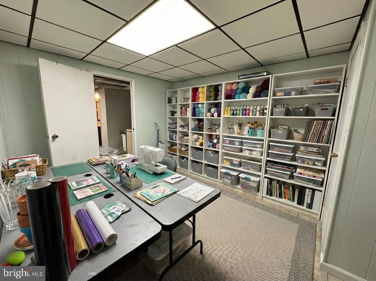 PINEDALE WOODS - Residential