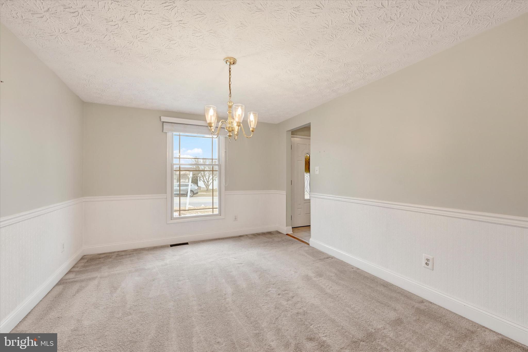 PINEDALE WOODS - Residential