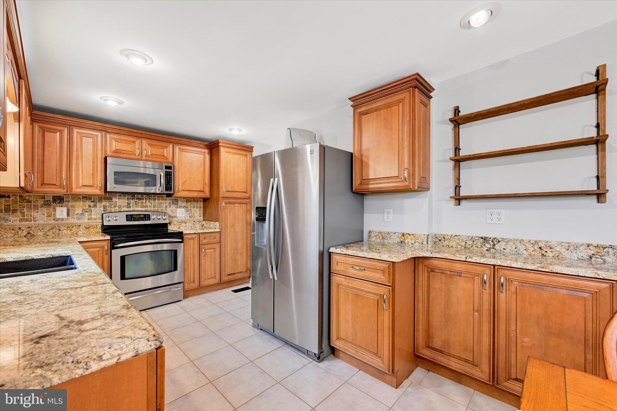 PINEDALE WOODS - Residential