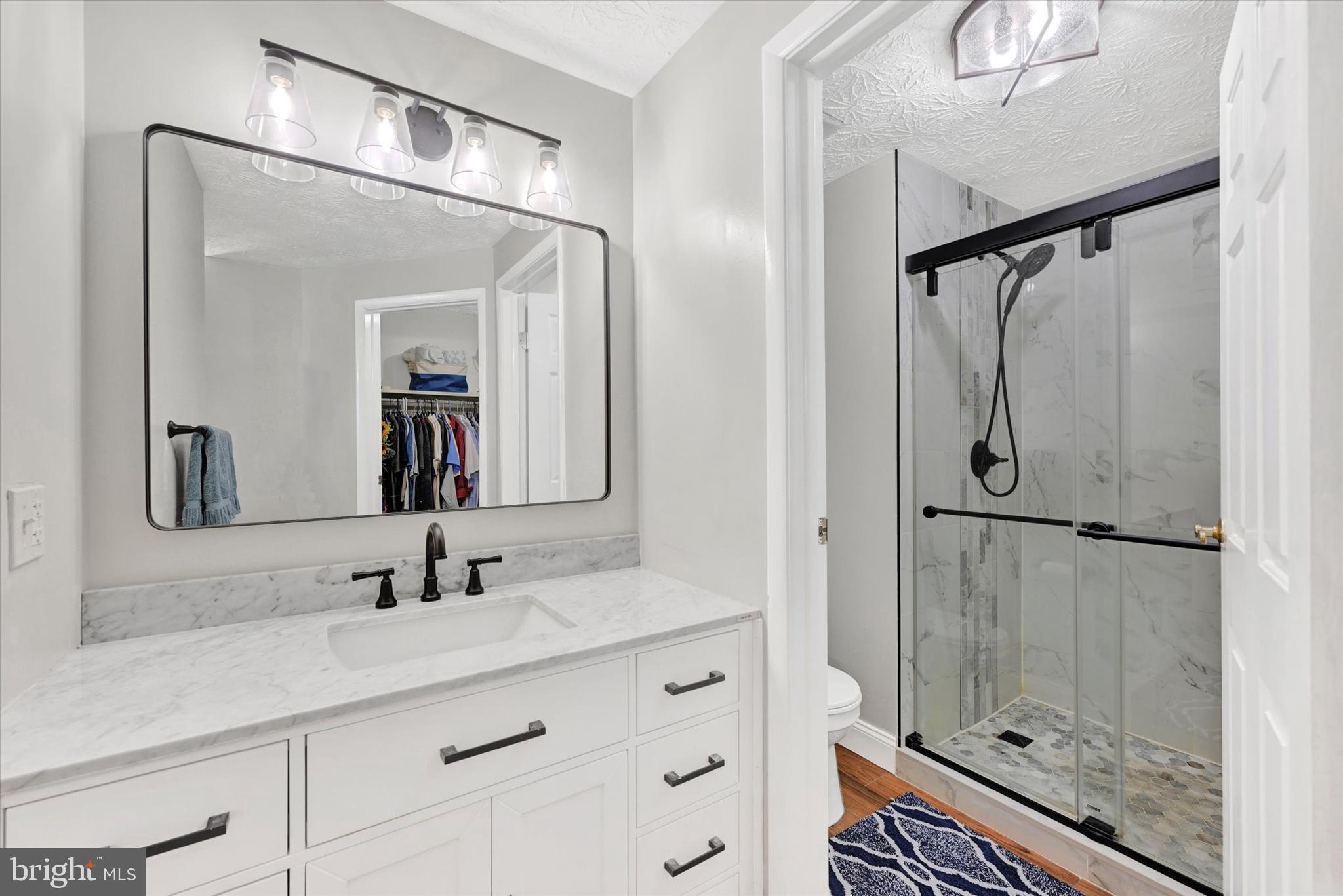 PINEDALE WOODS - Residential