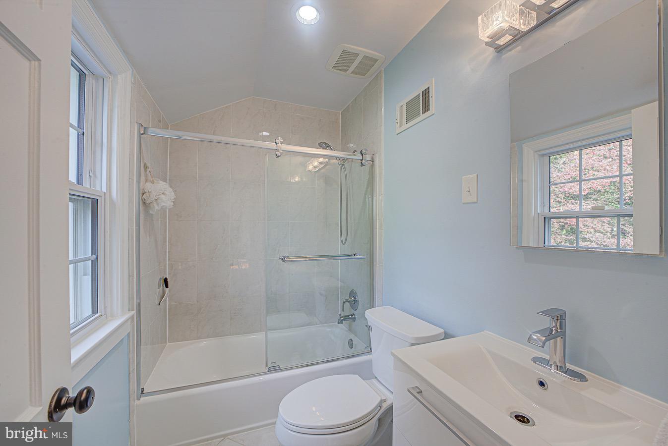 BROOKDALE - Residential