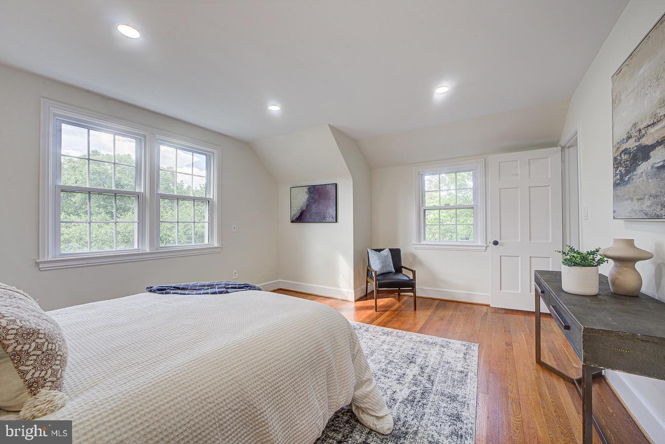 BROOKDALE - Residential