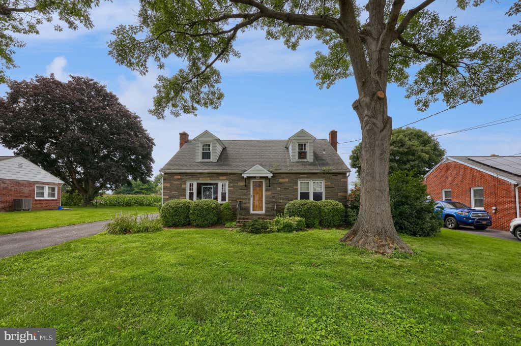 Photo of 9 Barbara Avenue, WILLOW STREET, PA 17584 (MLS # PALA2093724)