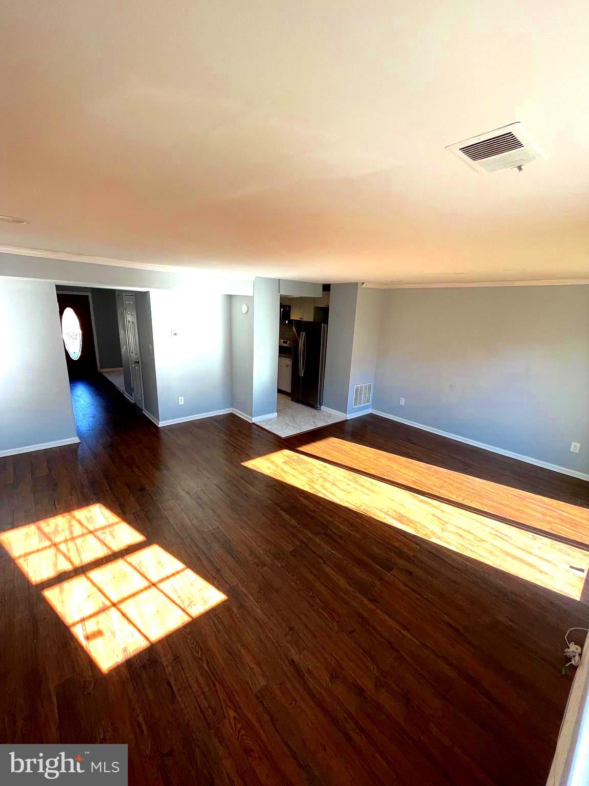 VILLAGE OF LONG REACH - Residential