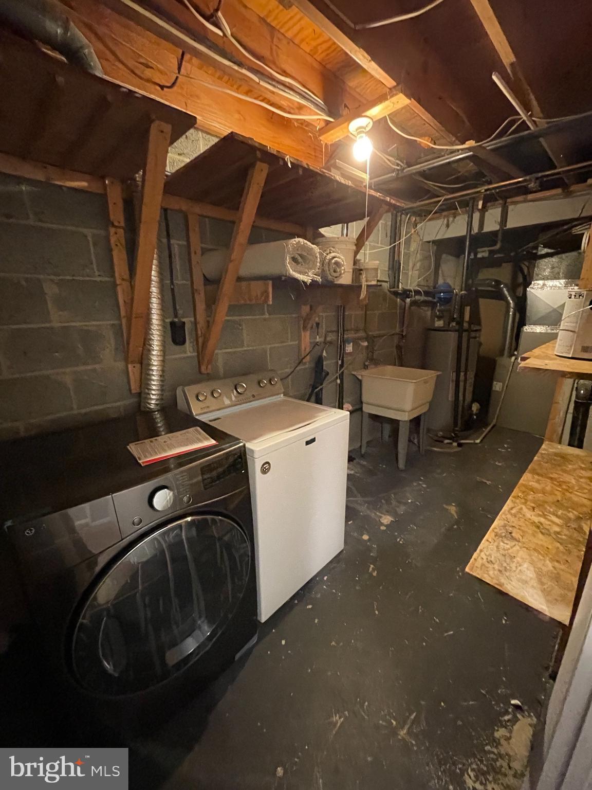 VILLAGE OF LONG REACH - Residential