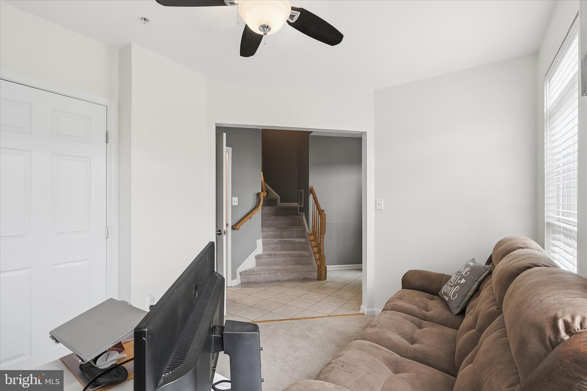 BELMONT STATION - Residential