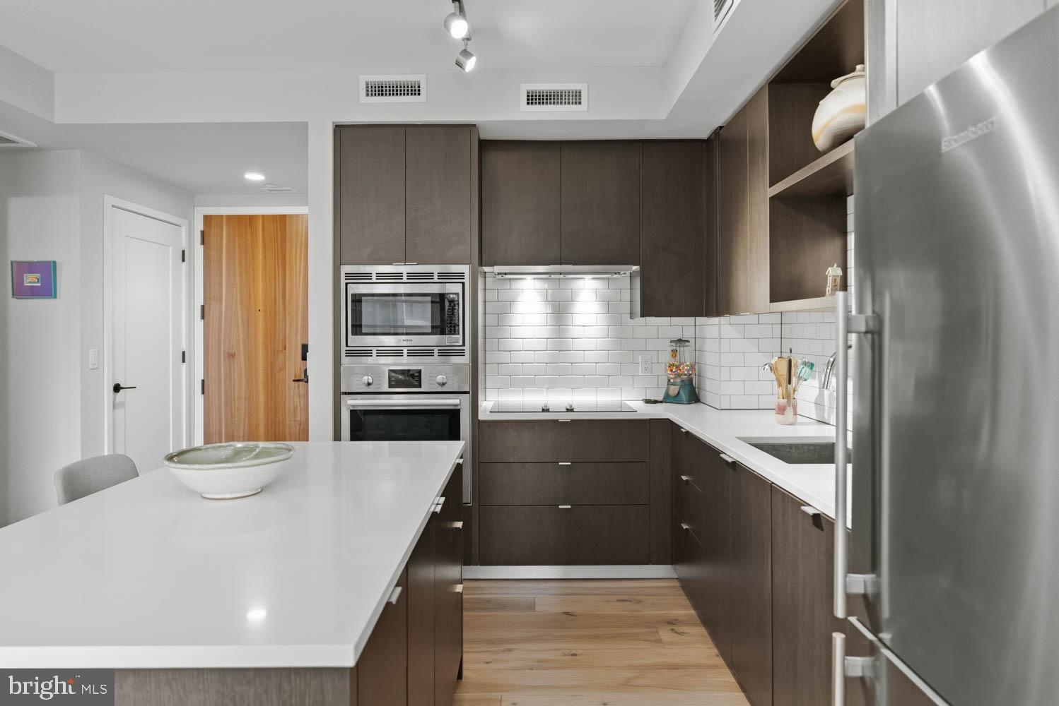 1300 4TH STREET SE 806