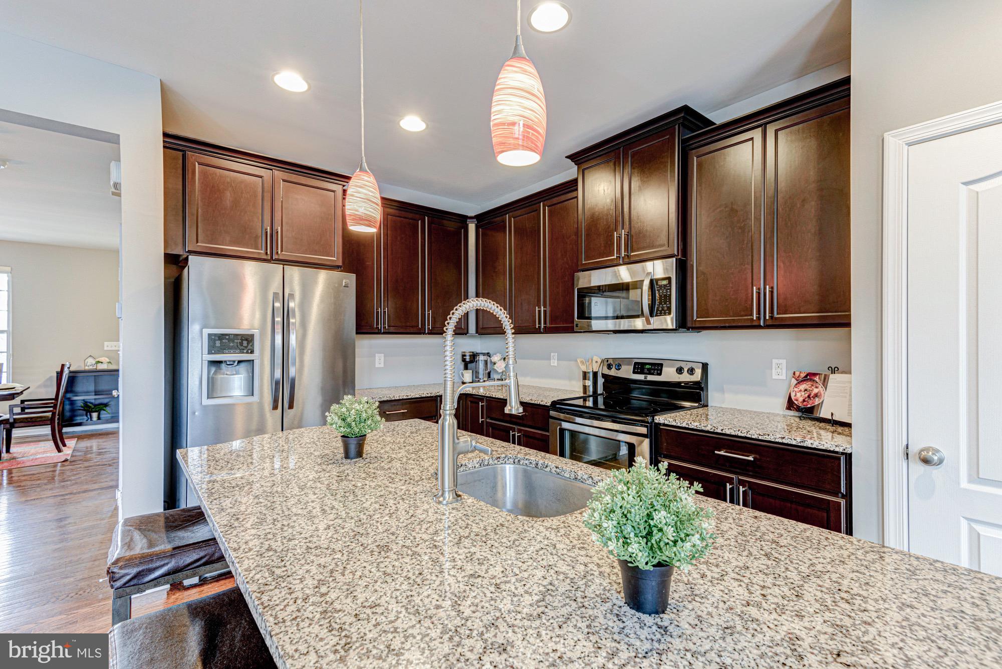 VILLAGE OF BAYBERRY - Residential