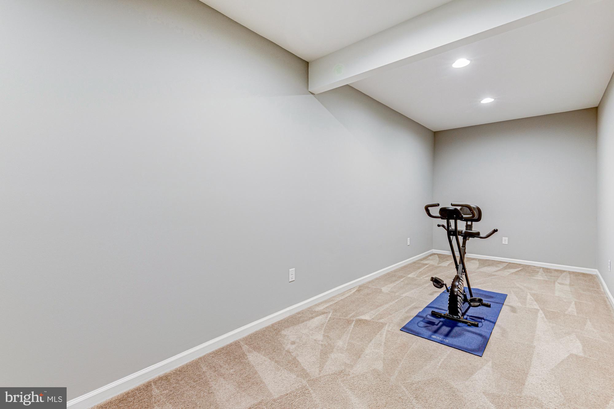 VILLAGE OF BAYBERRY - Residential