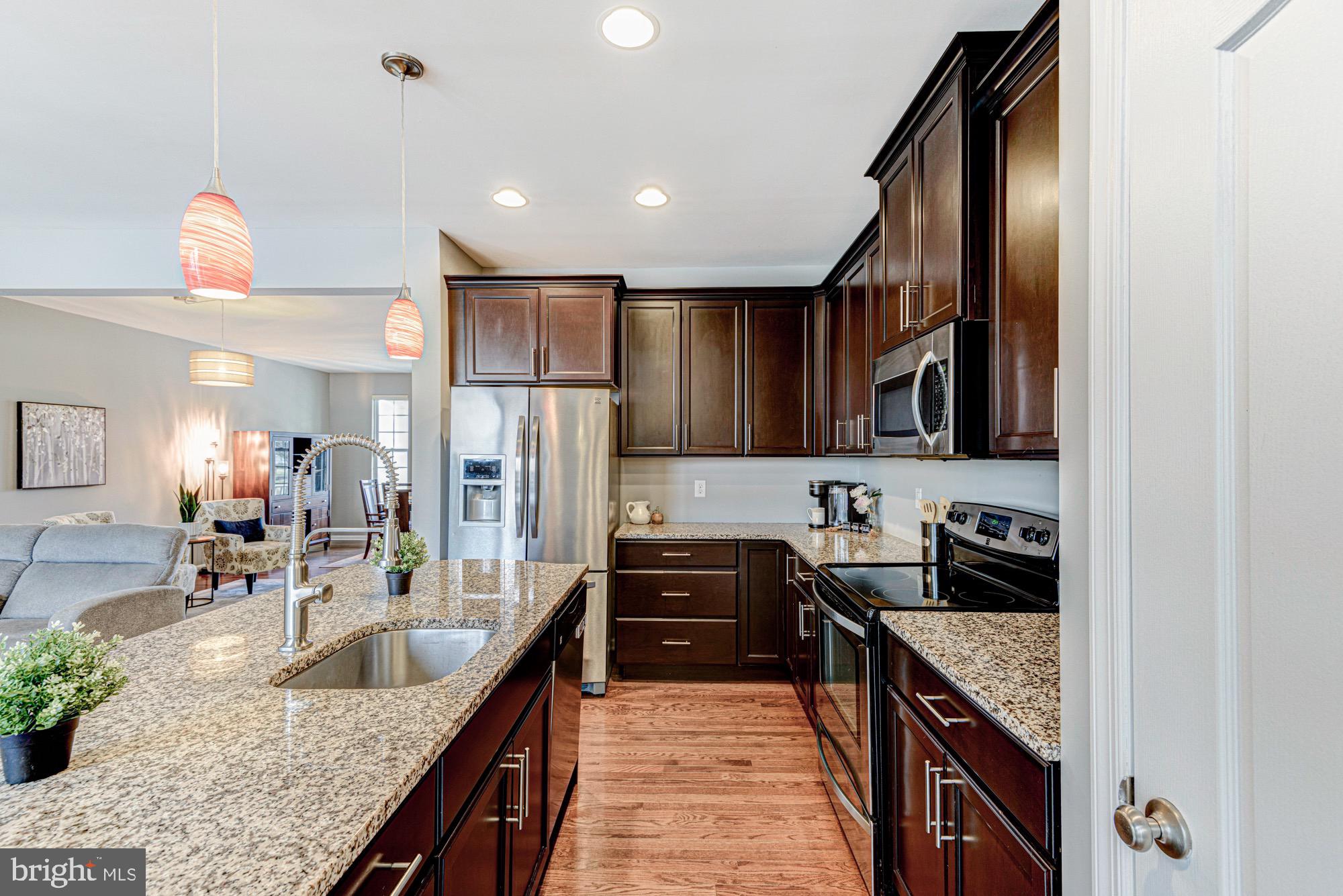 VILLAGE OF BAYBERRY - Residential