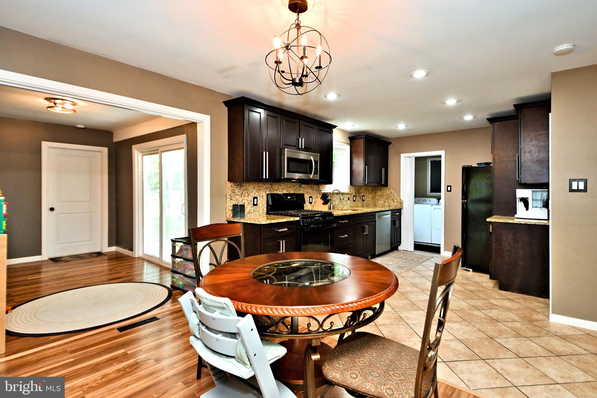 NORTHAMPTON HILLS - Residential