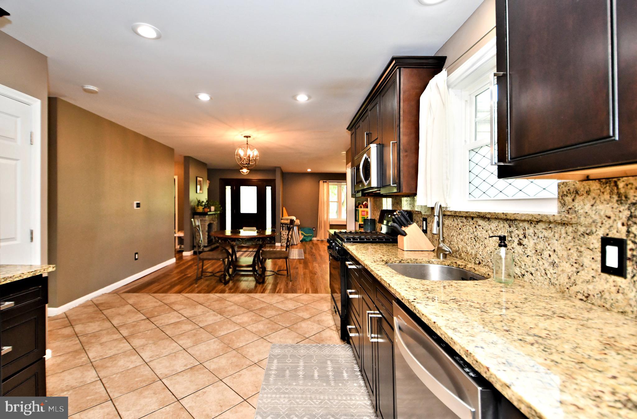 NORTHAMPTON HILLS - Residential