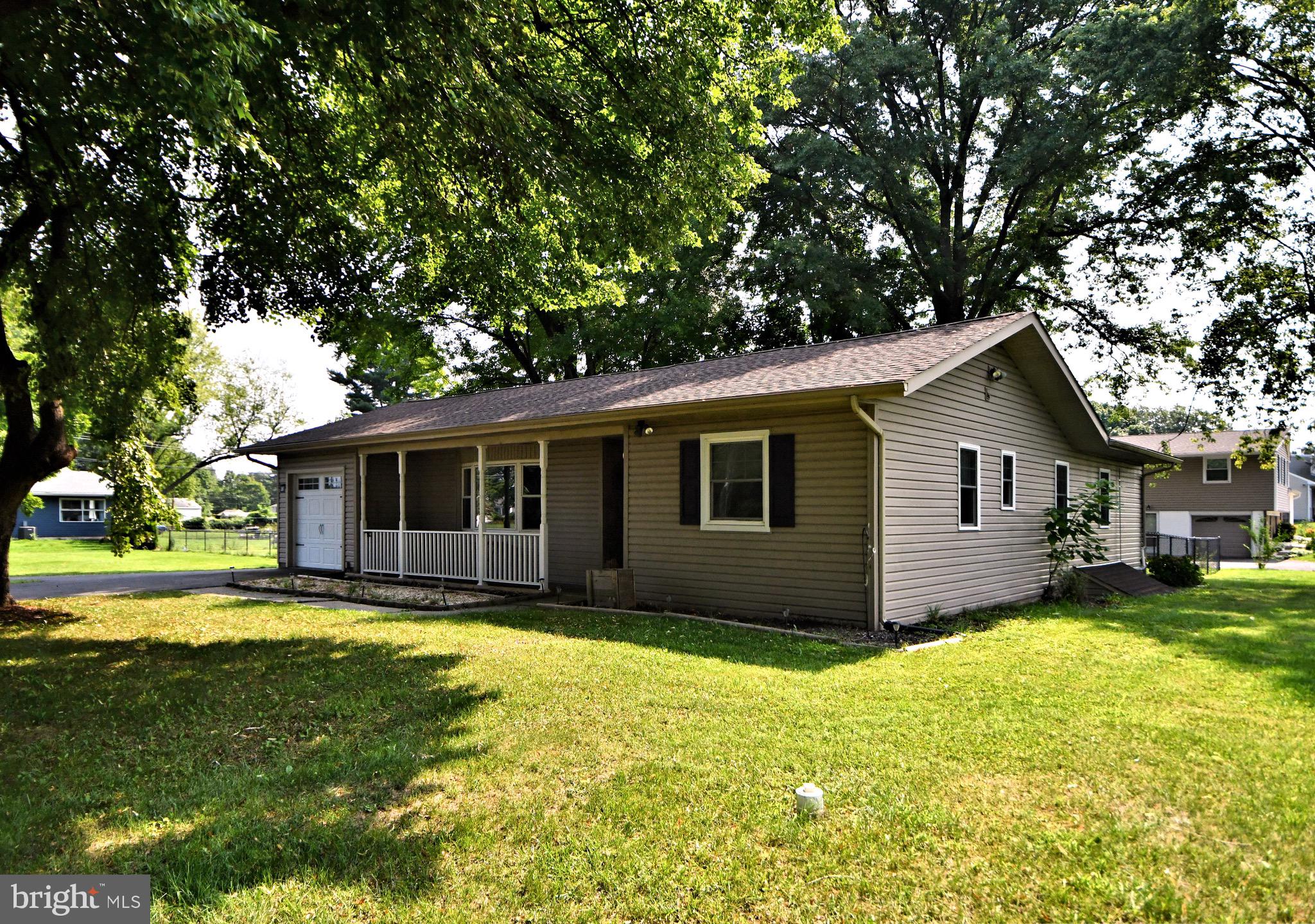 NORTHAMPTON HILLS - Residential