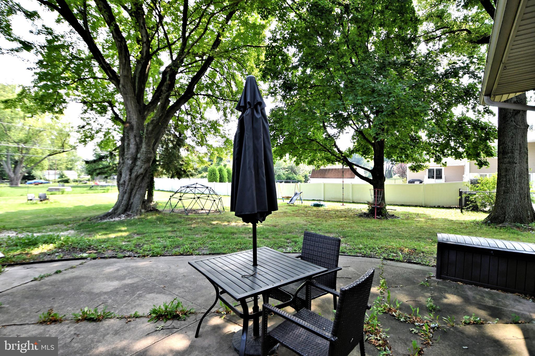 NORTHAMPTON HILLS - Residential