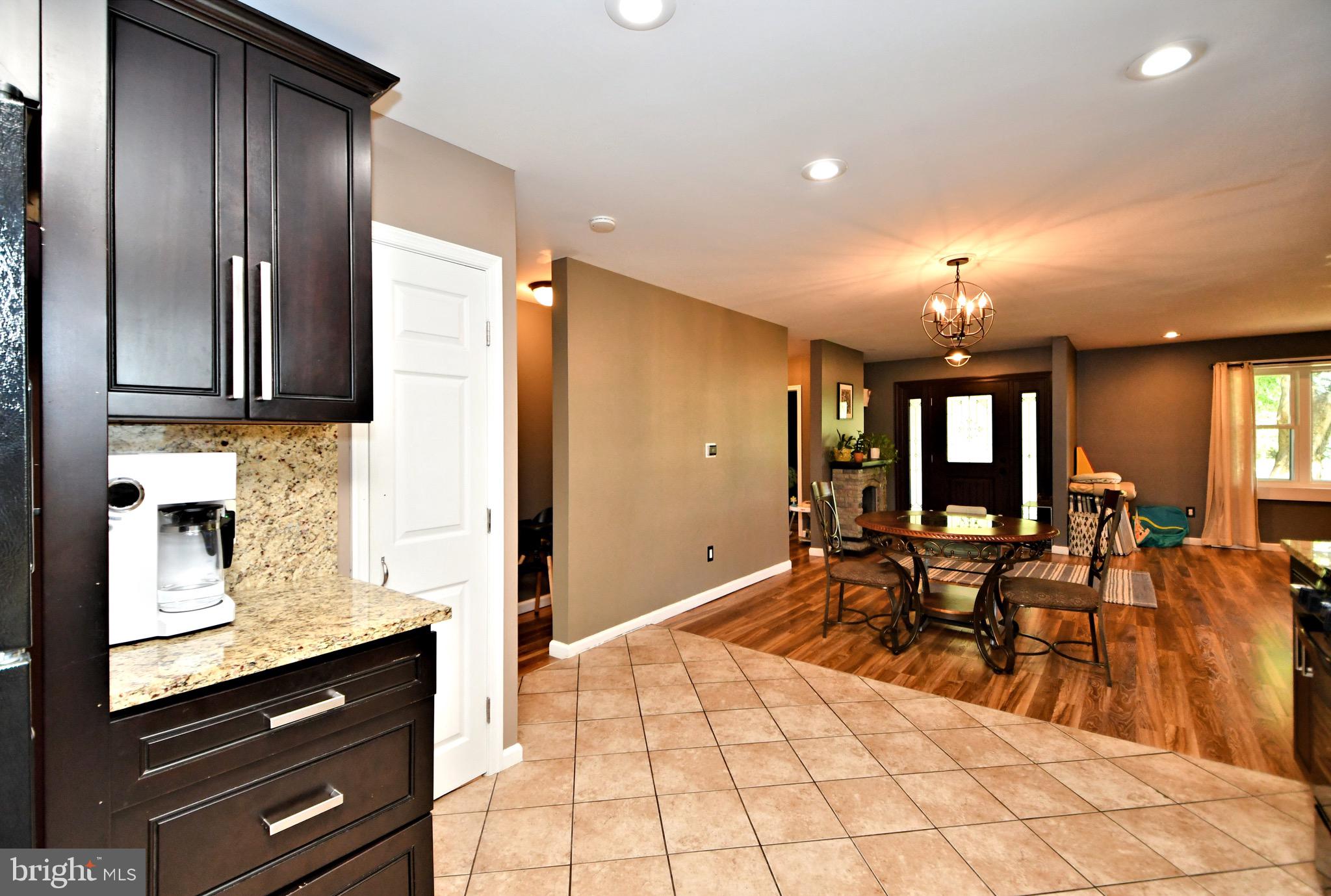 NORTHAMPTON HILLS - Residential