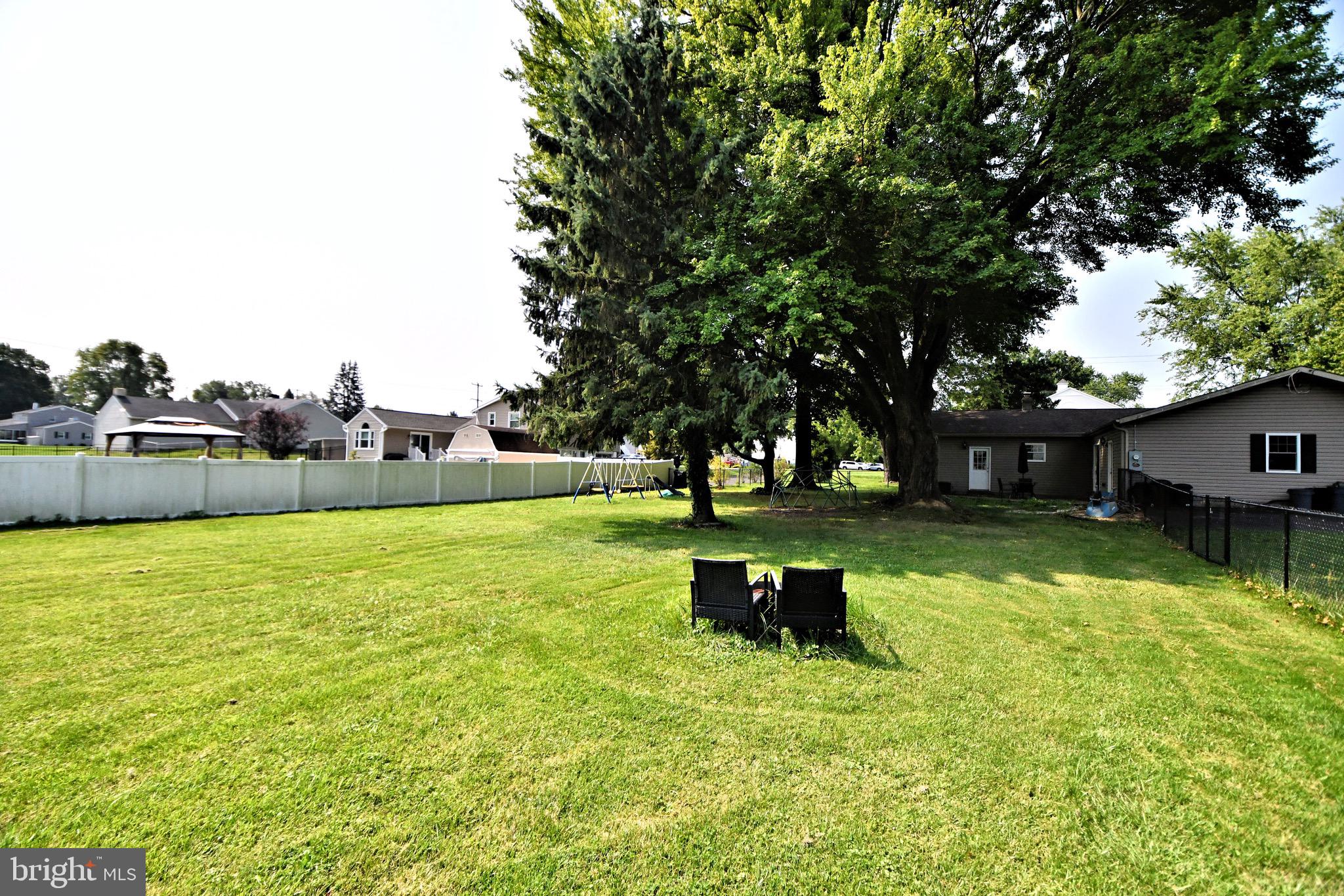 NORTHAMPTON HILLS - Residential