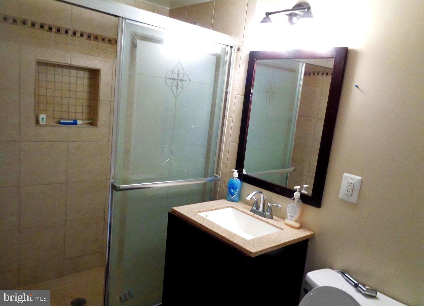 WESTVIEW HILLS - Residential Lease