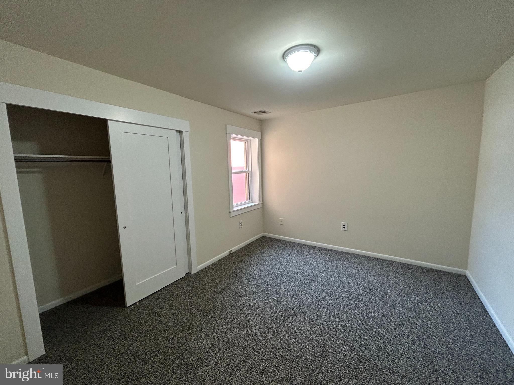 ROXBOROUGH - Residential Lease