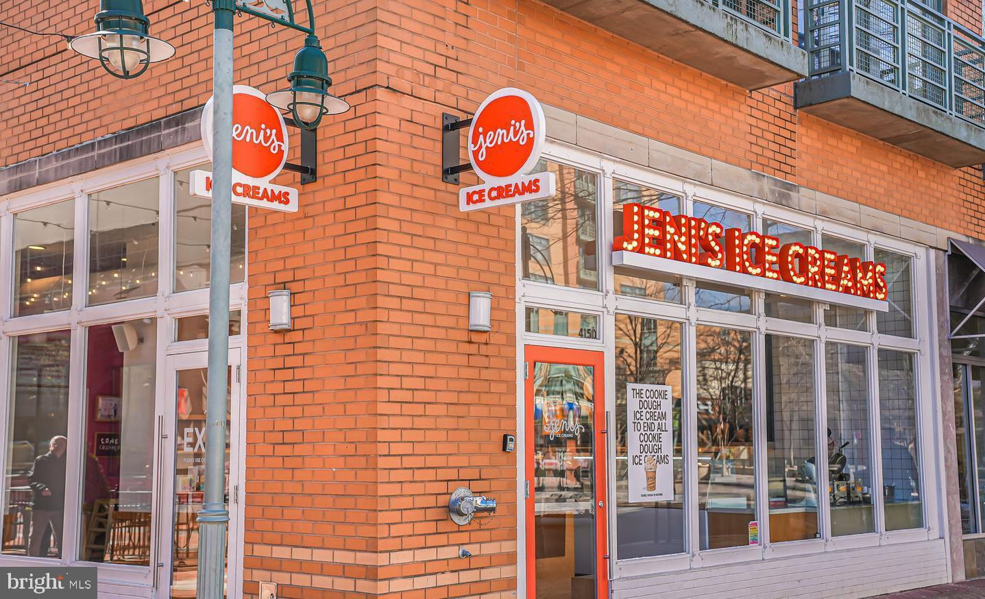 WEST VILLAGE OF SHIRLINGTON - Residential