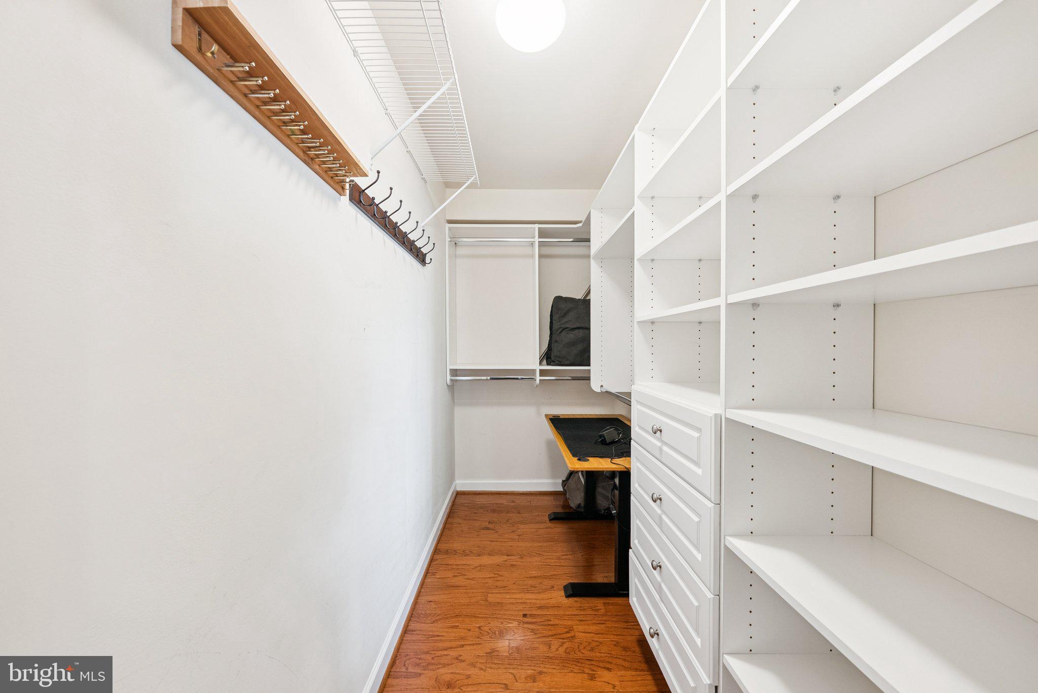 WEST VILLAGE OF SHIRLINGTON - Residential