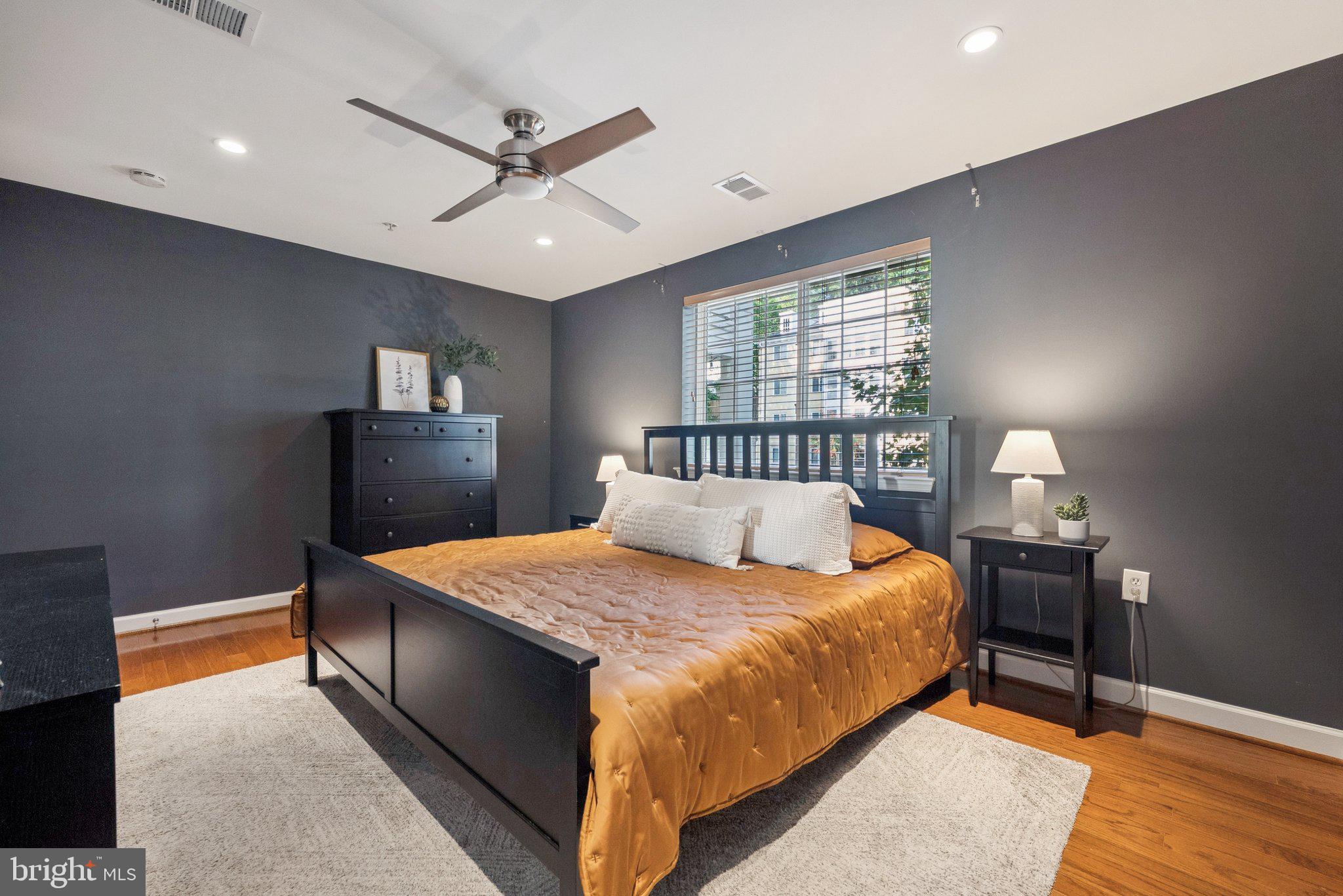 WEST VILLAGE OF SHIRLINGTON - Residential