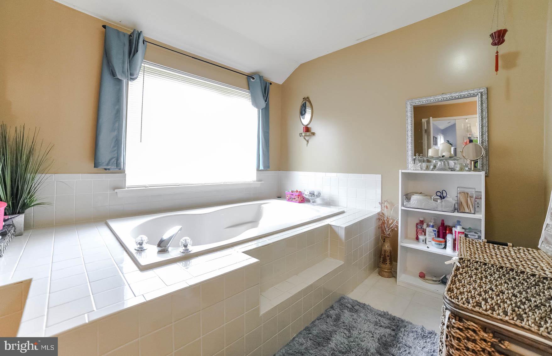 MEADOW LAKE - Residential