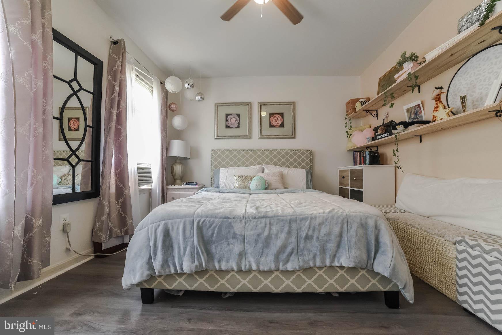 MEADOW LAKE - Residential