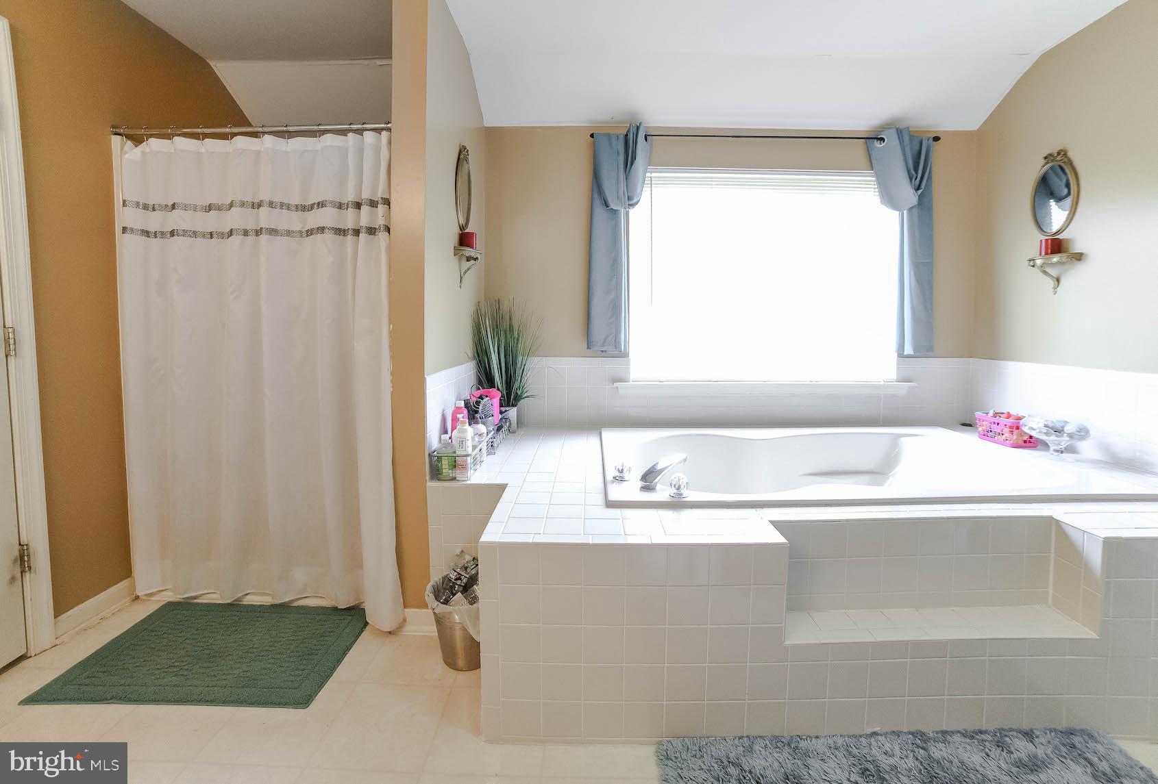 MEADOW LAKE - Residential