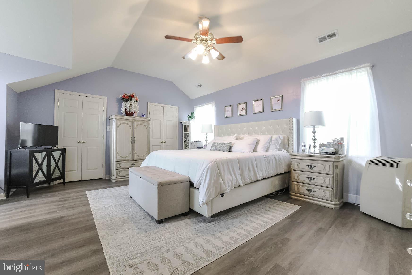 MEADOW LAKE - Residential