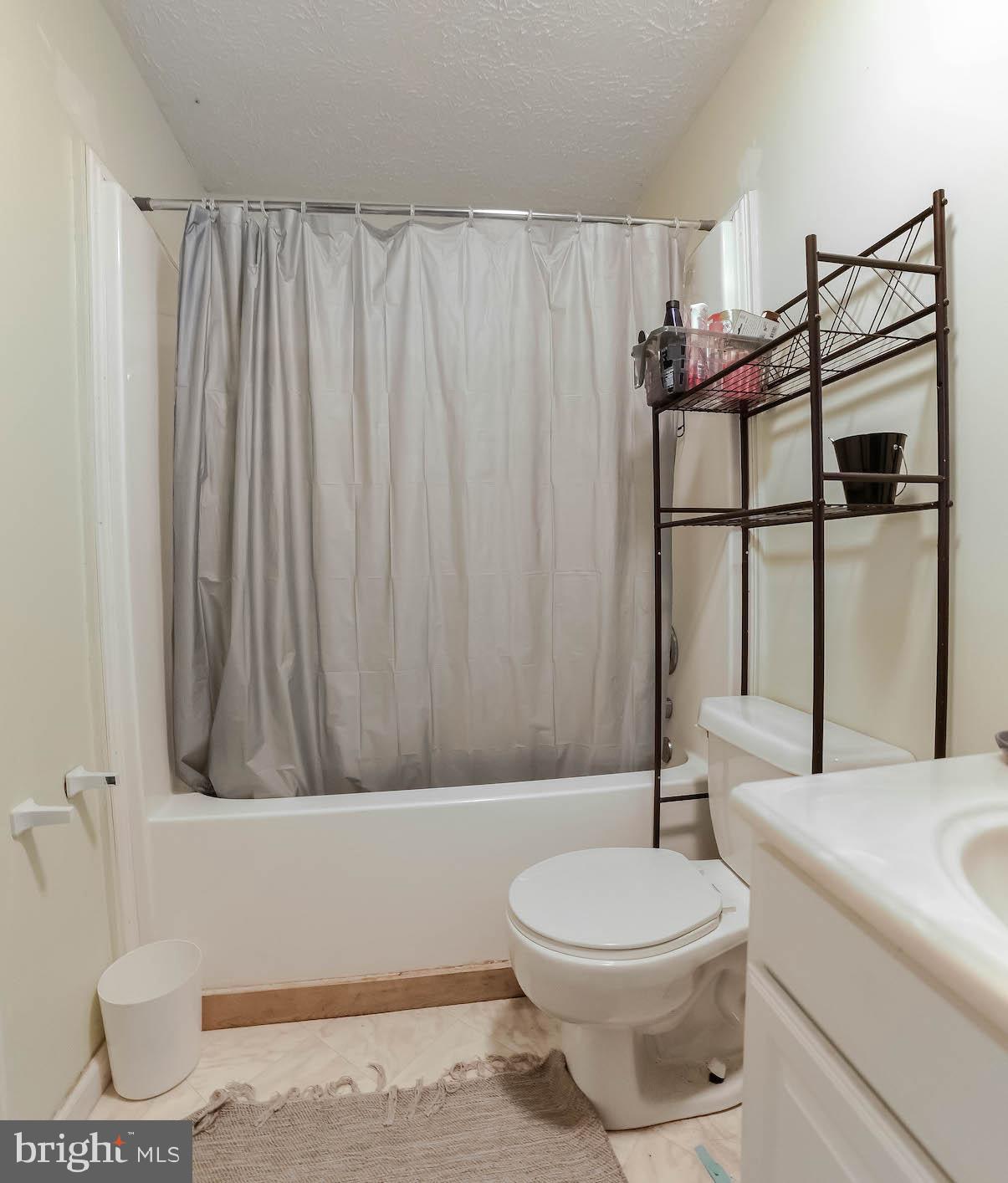 MEADOW LAKE - Residential