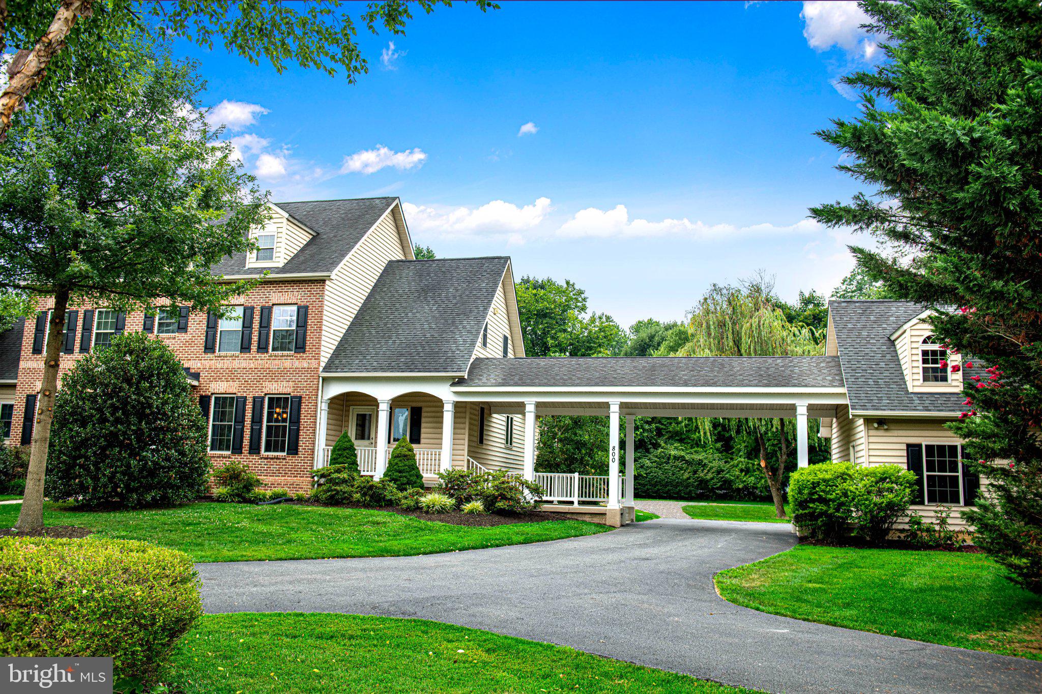 800 S FOUNTAIN GREEN ROAD
