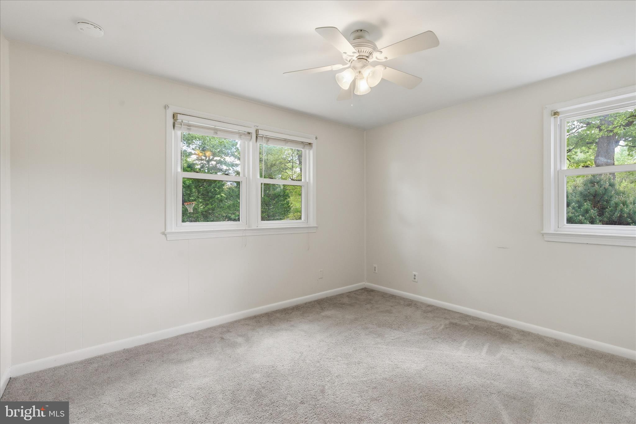 GREEN MEADOWS - Residential