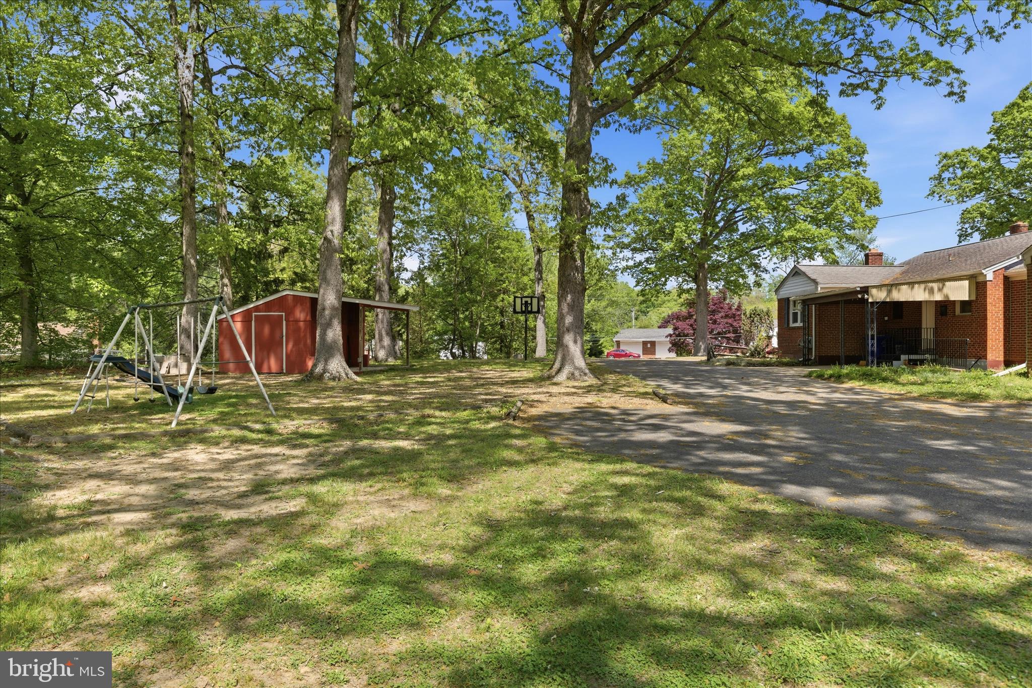 GREEN MEADOWS - Residential
