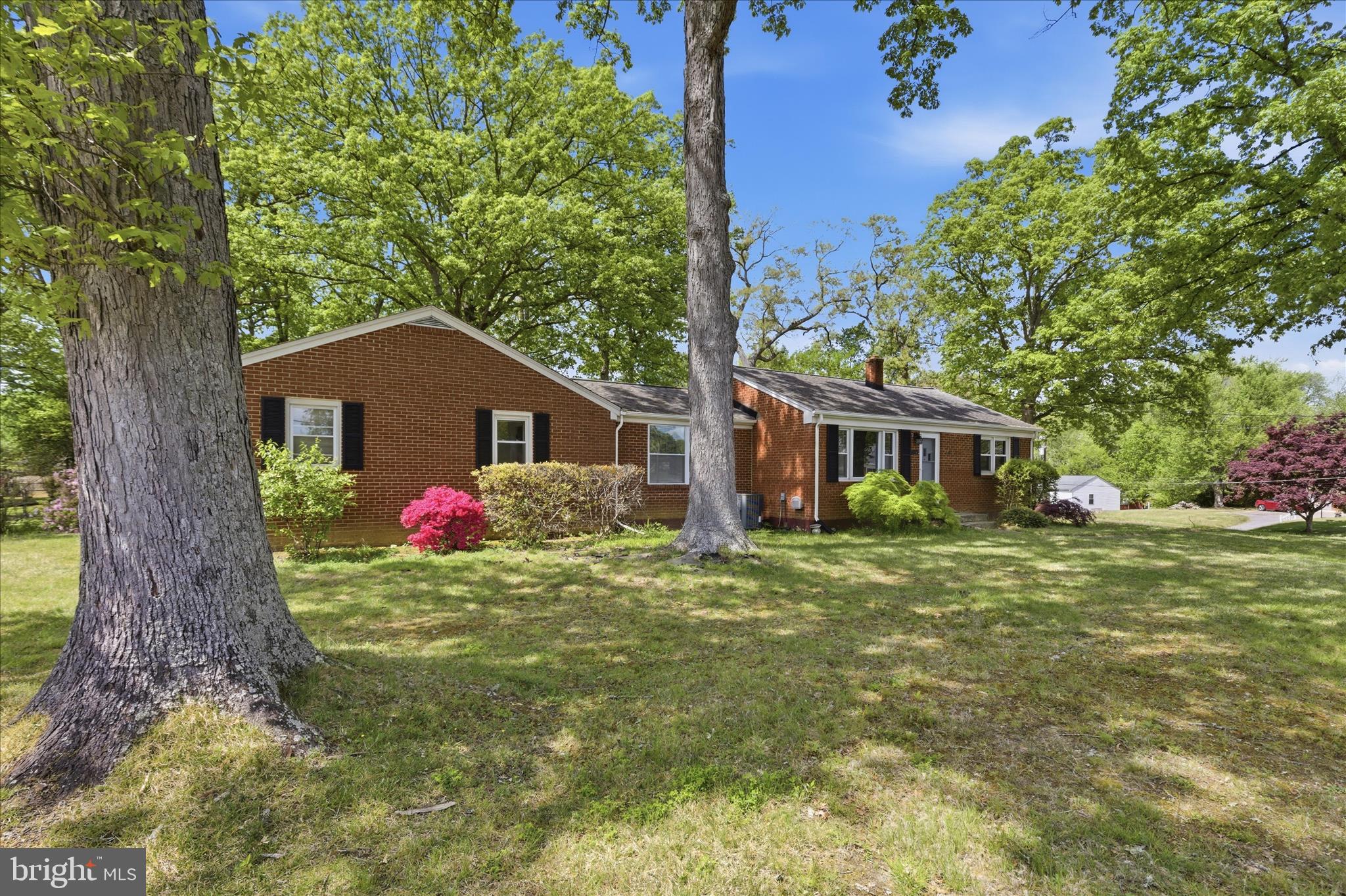 3150 GREEN MEADOWS DRIVE