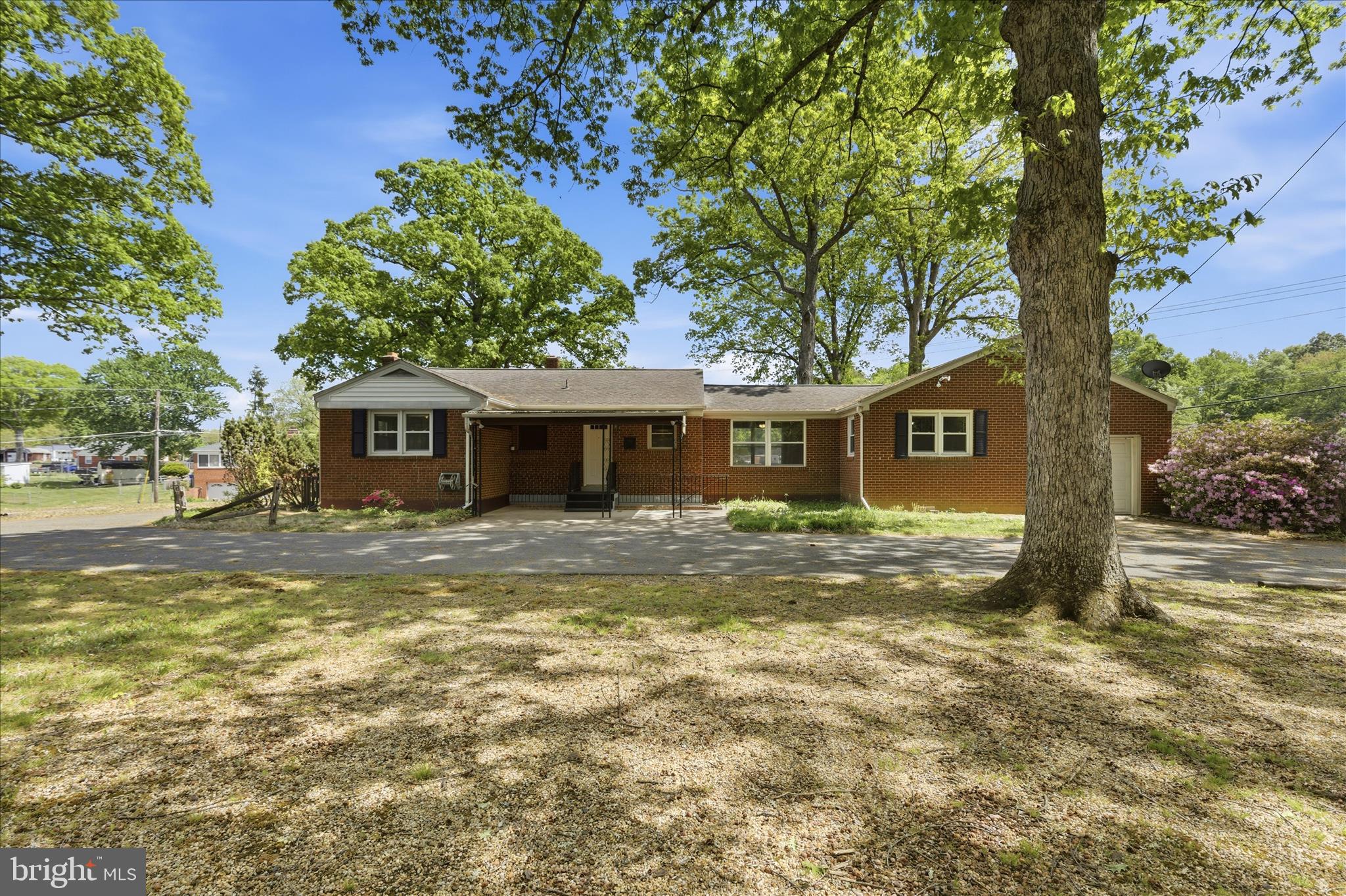 GREEN MEADOWS - Residential