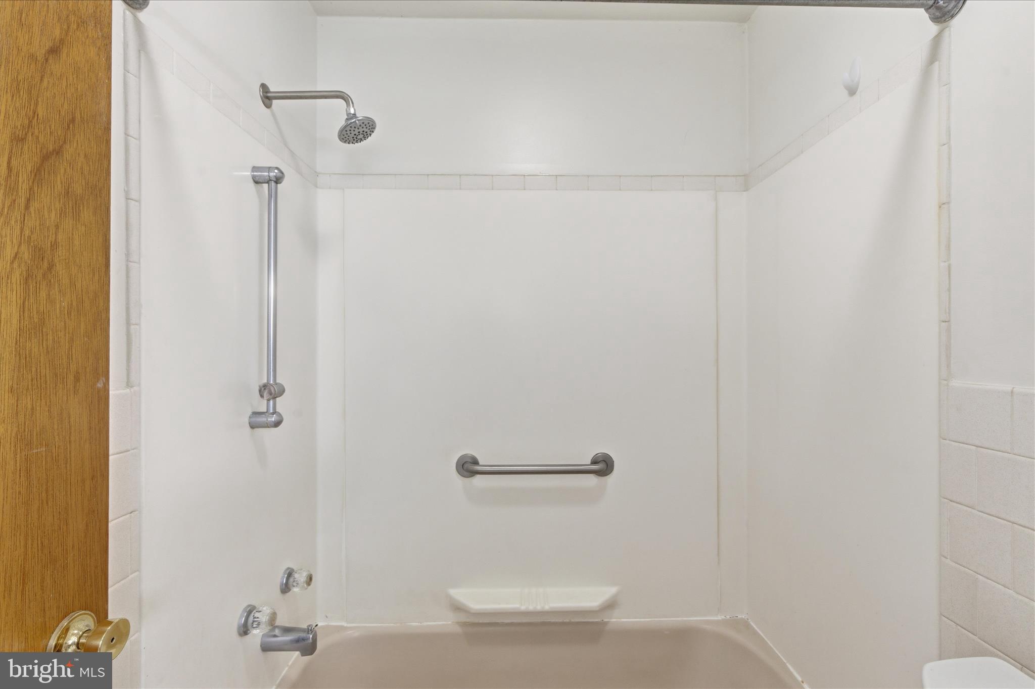 GREEN MEADOWS - Residential