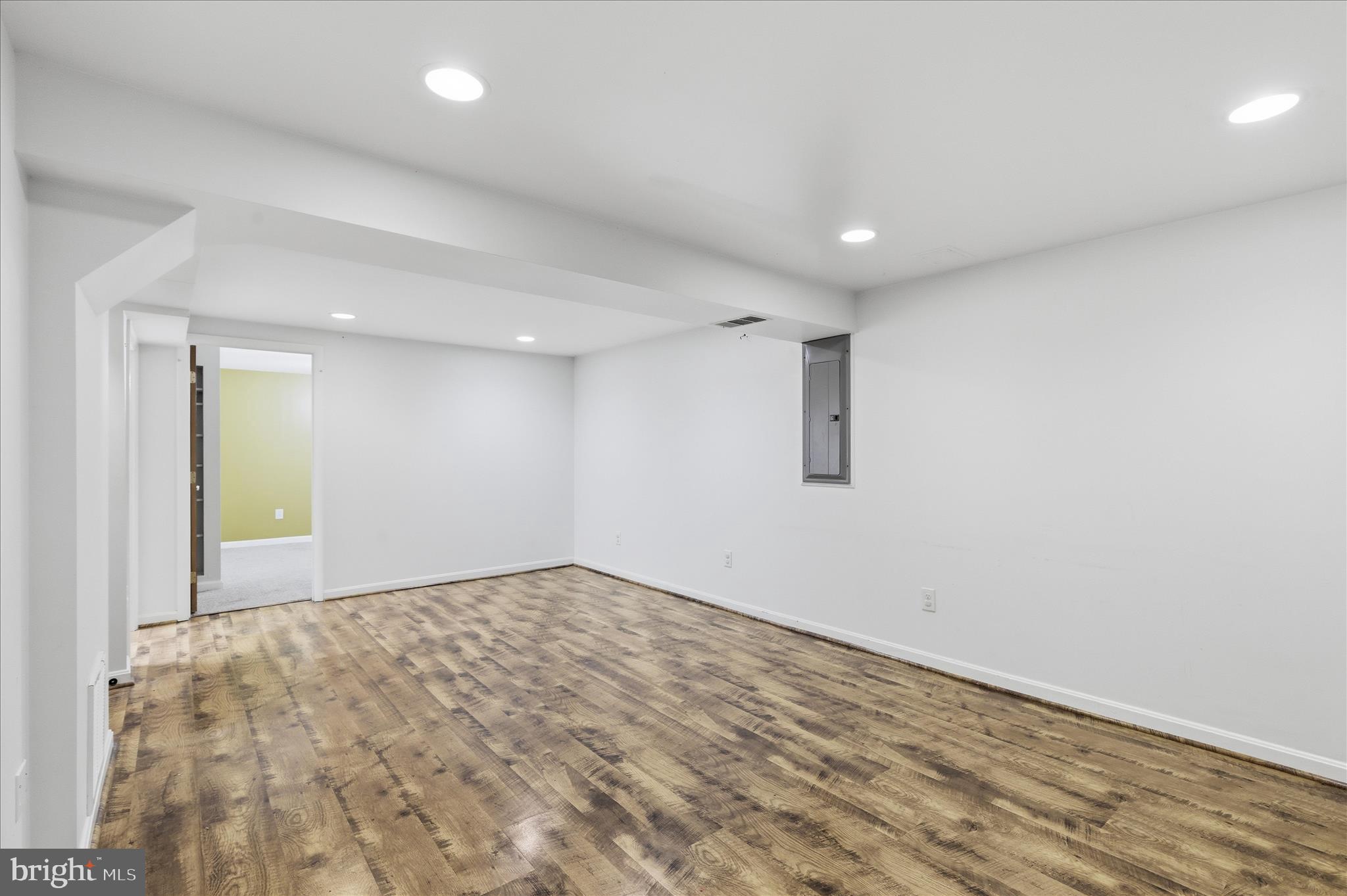 GREEN MEADOWS - Residential