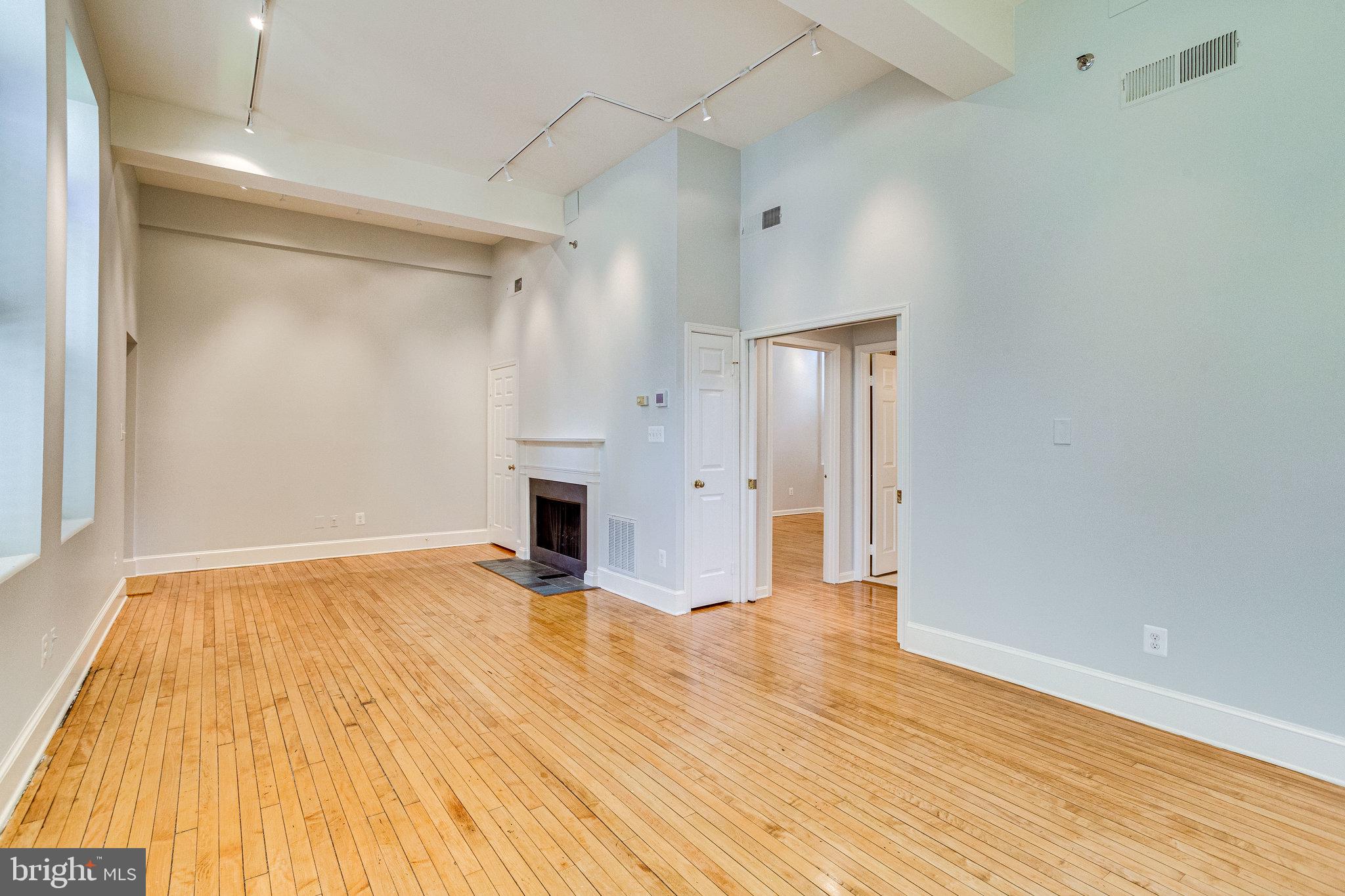 ALEXANDRIA - Residential