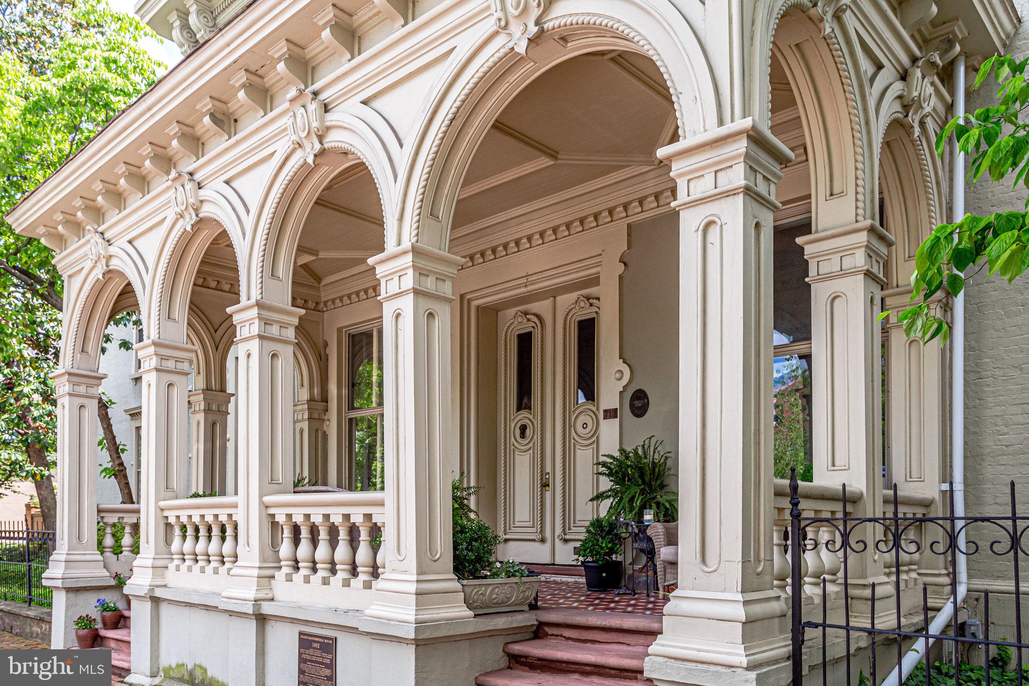 ALEXANDRIA - Residential