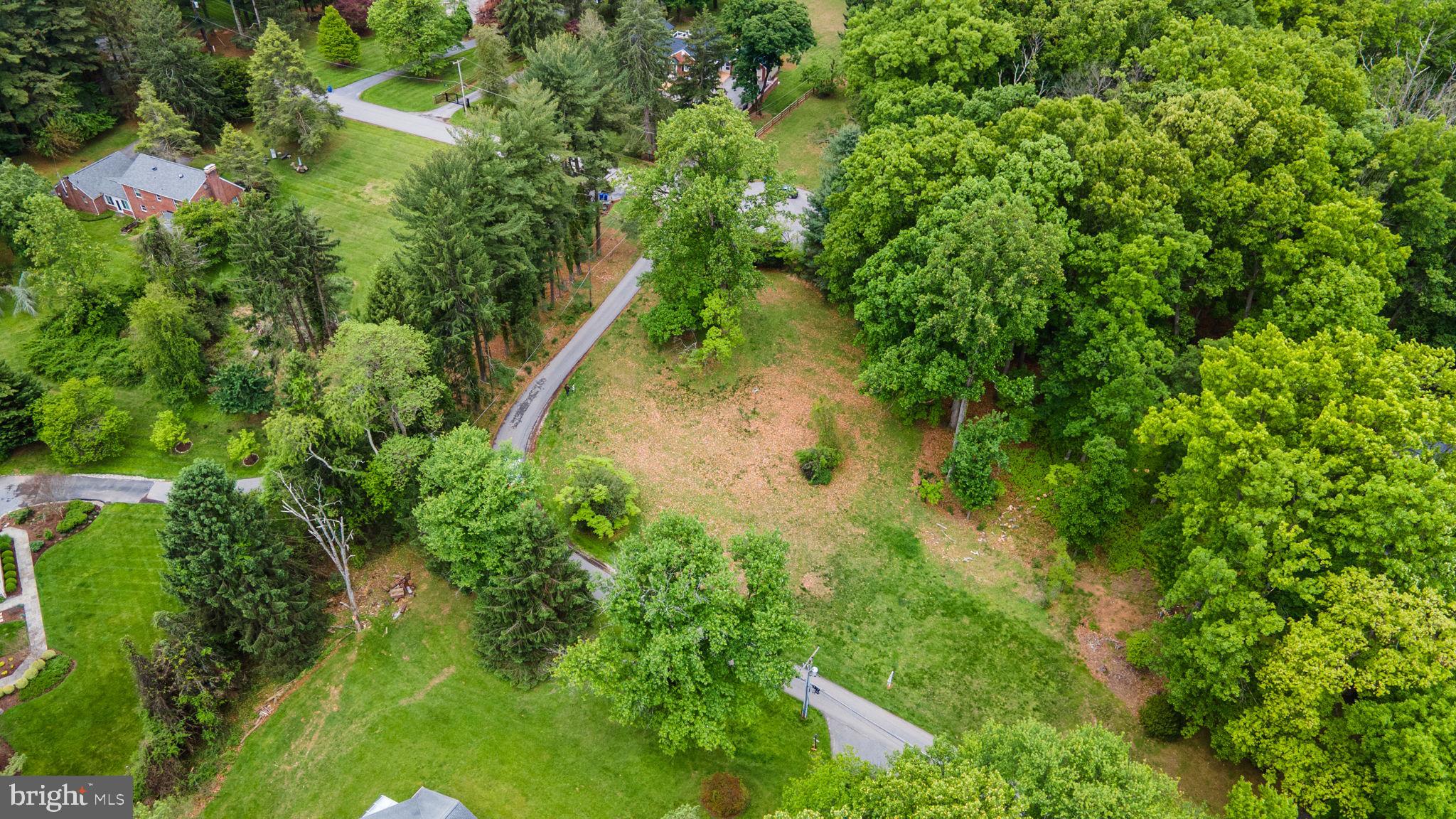 FALLS ROAD CORRIDOR - Land