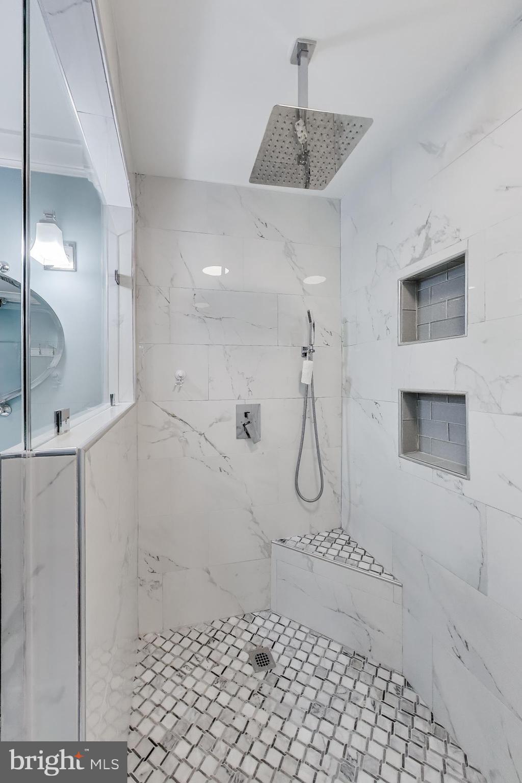 HALLMARK ESTATES - Residential