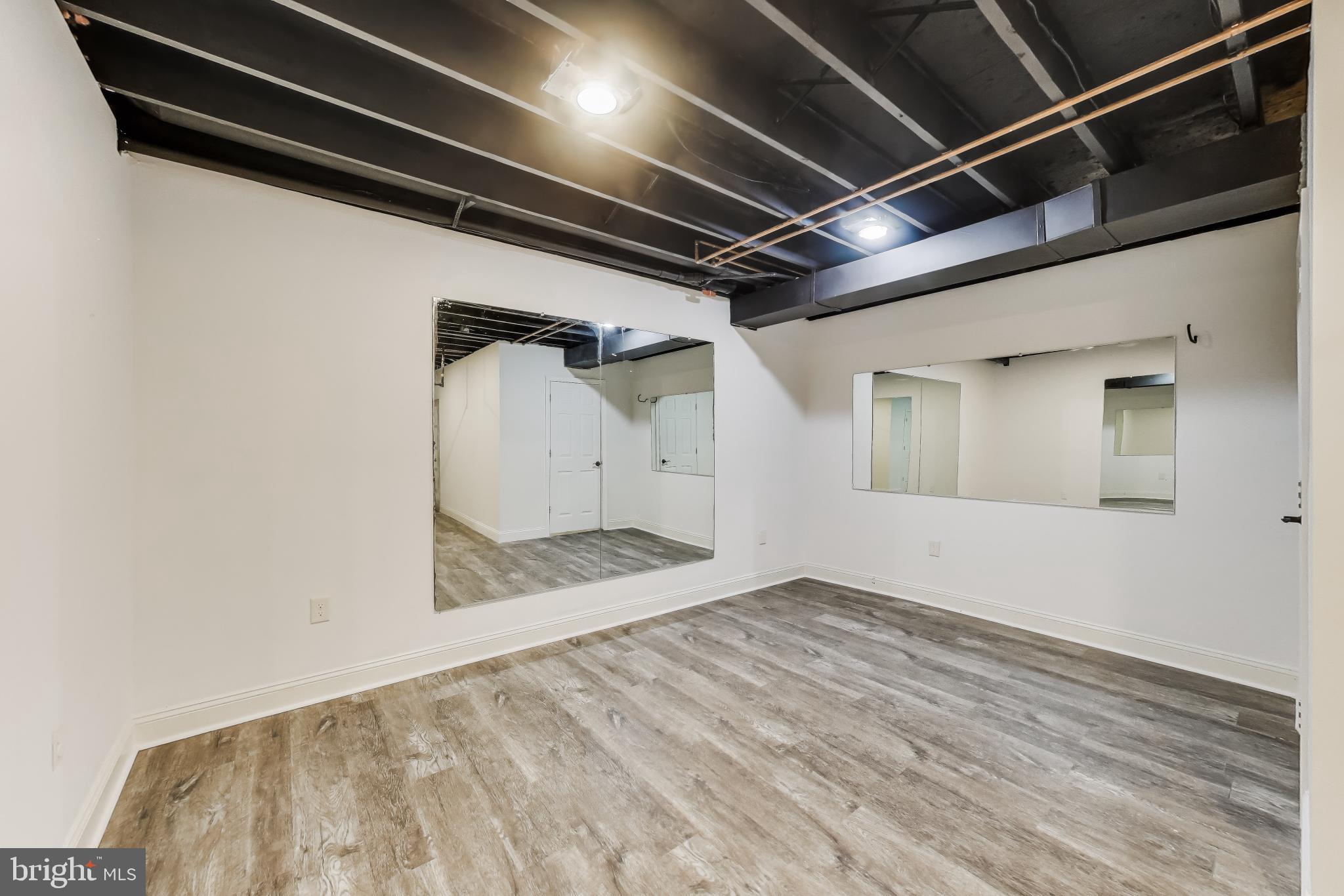 HALLMARK ESTATES - Residential