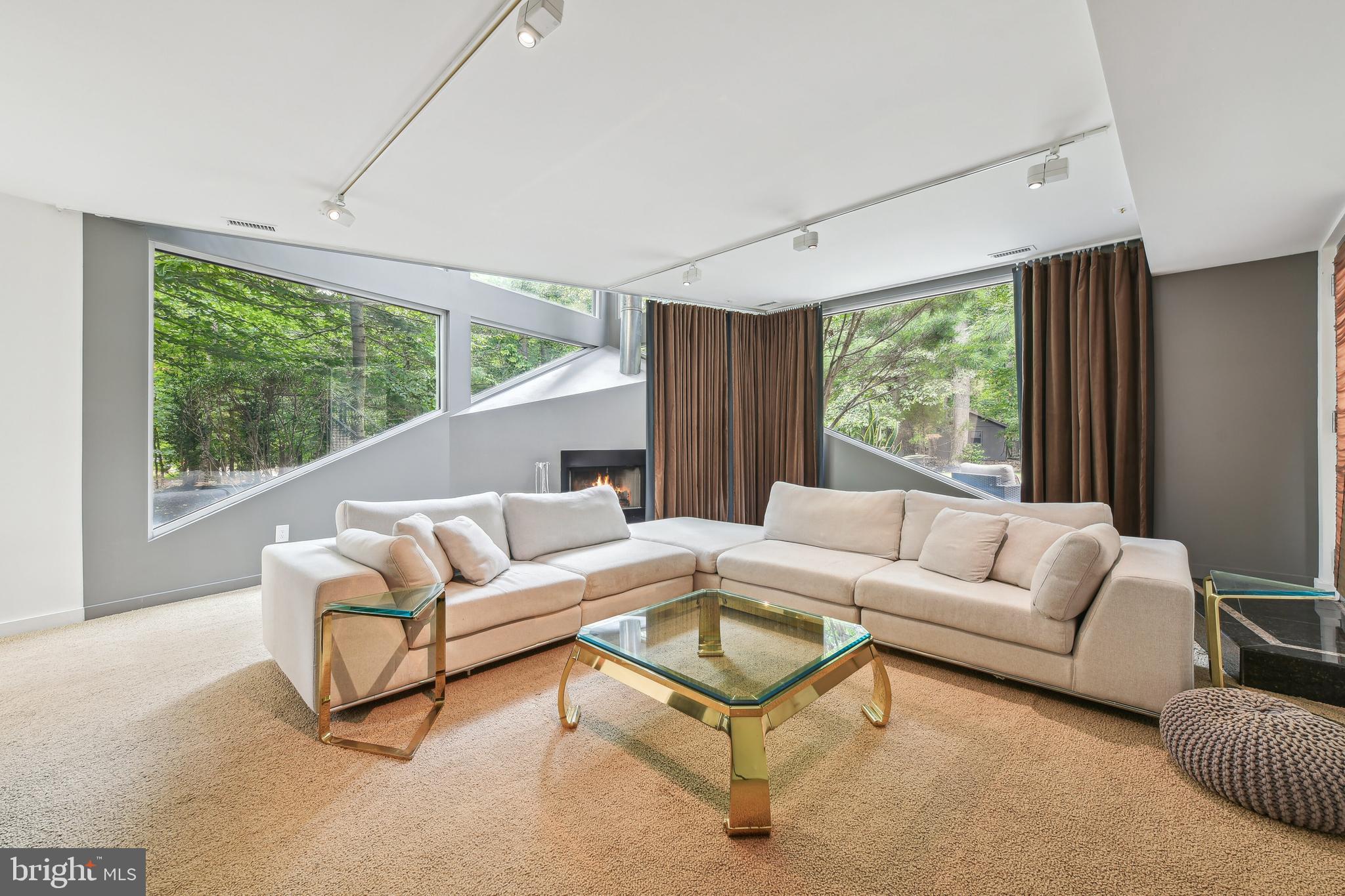 RICHLAND MEADOWS - Residential