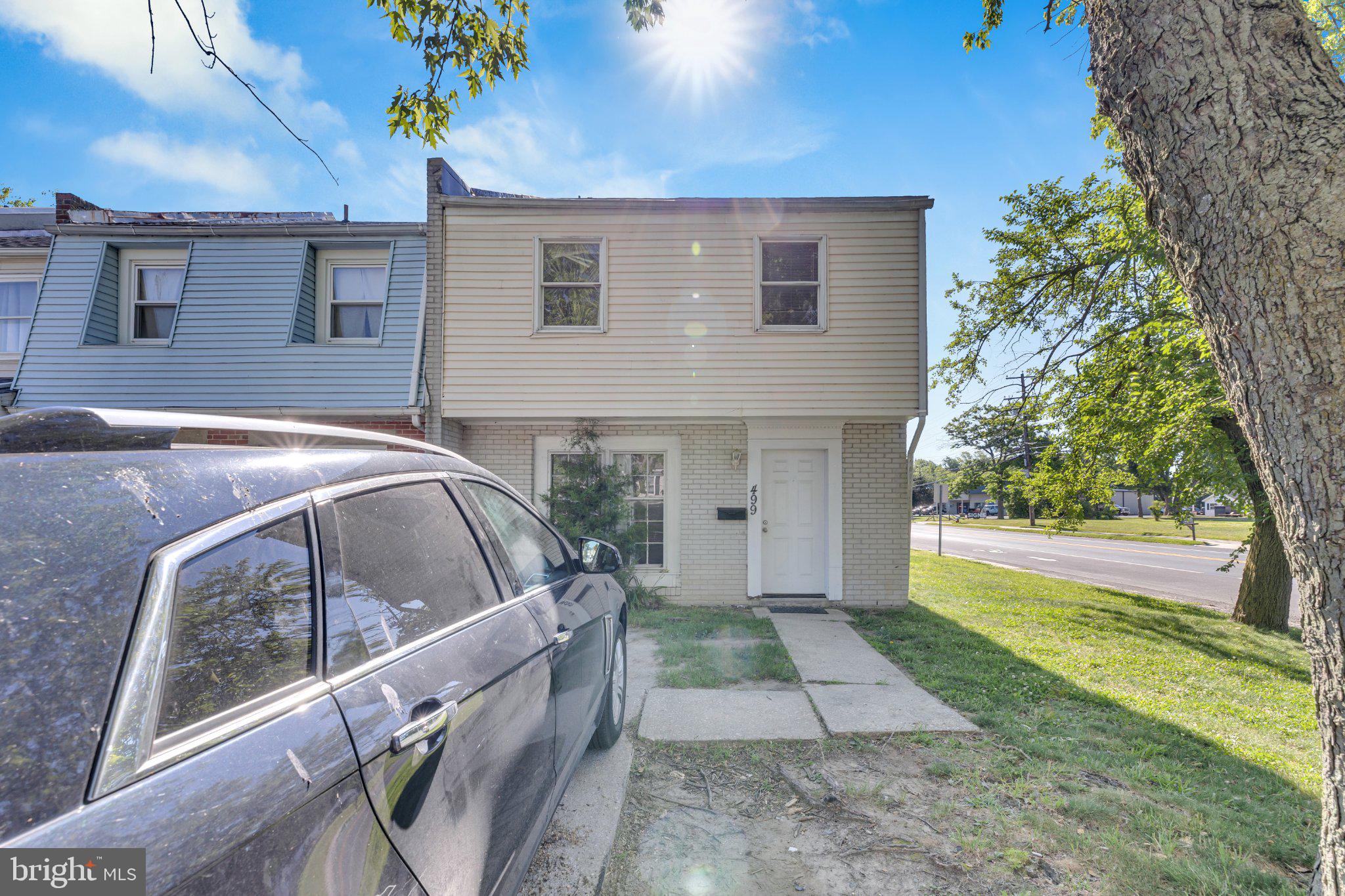 499 BARRISTER PLACE