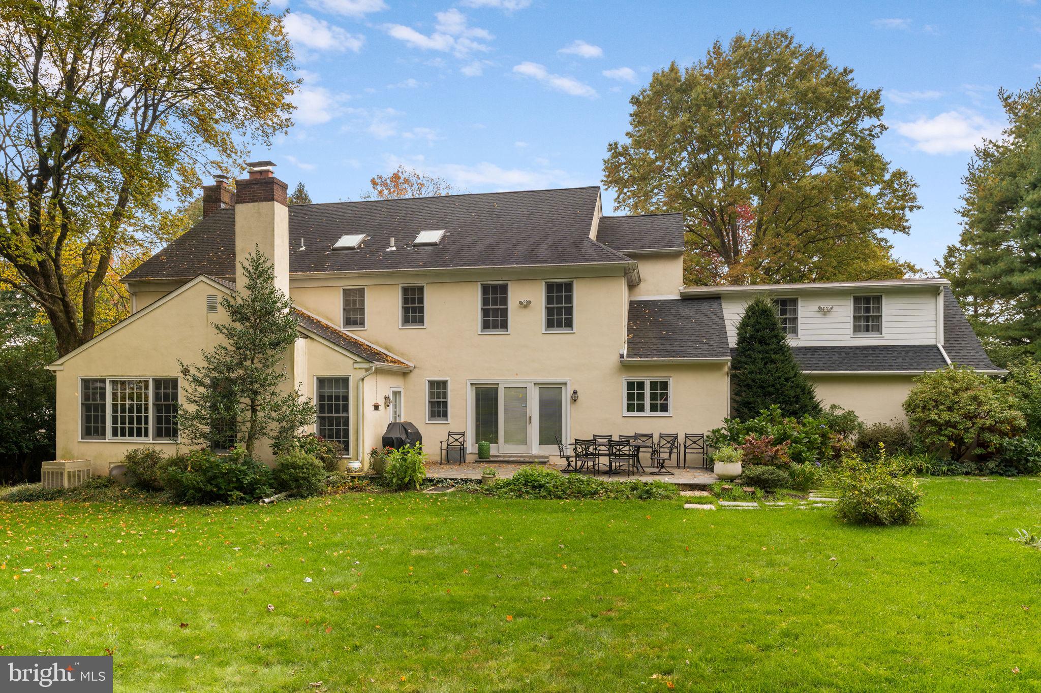 GLADWYNE - Residential