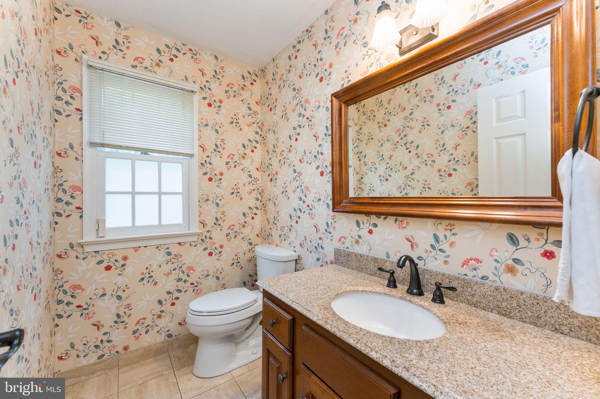 GLADWYNE - Residential